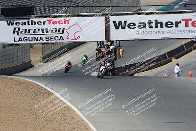 media/Jun-26-2022-CRA (Sun) [[122d0e5426]]/Race 13 (Expert 1000 Superbike)/Start Finish/